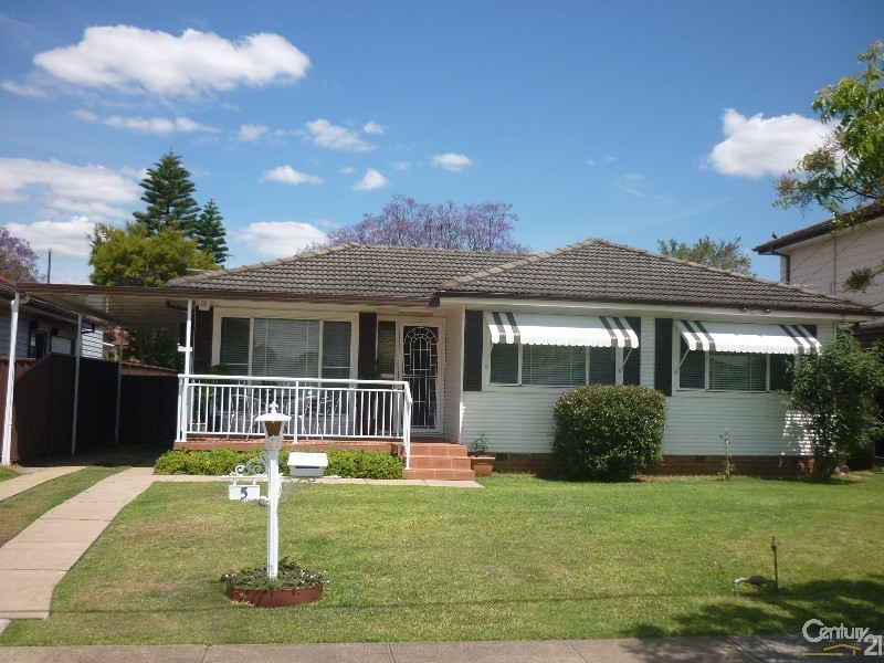 5 Karoon Avenue, Canley Heights NSW 2166
