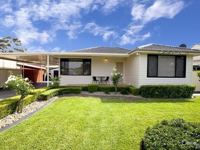 6 Canara Place, Smithfield NSW 2164