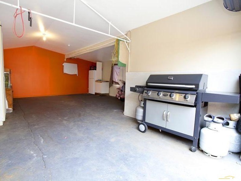 6 Canara Place, Smithfield NSW 2164