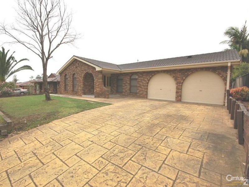 14 Glen Elgin Crescent, Edensor Park NSW 2176
