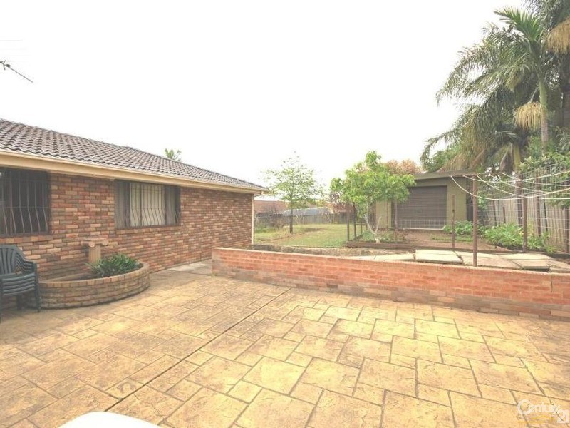 14 Glen Elgin Crescent, Edensor Park NSW 2176