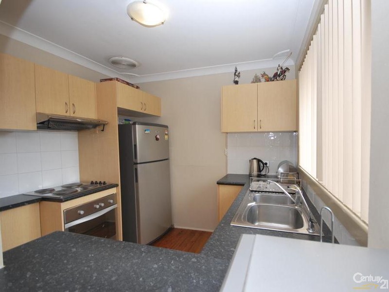 25 Moir Street, Smithfield NSW 2164