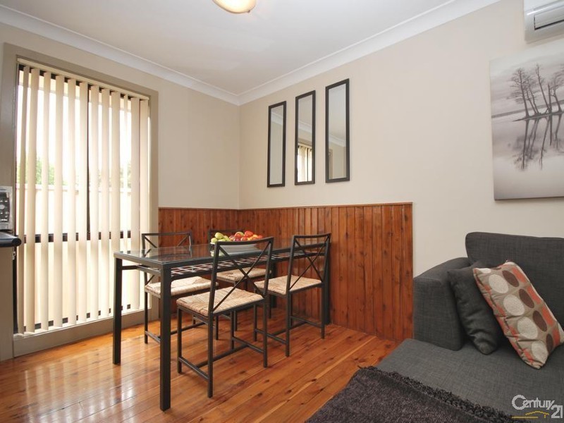 25 Moir Street, Smithfield NSW 2164