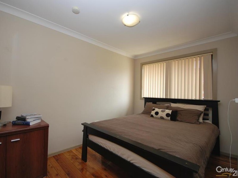 25 Moir Street, Smithfield NSW 2164