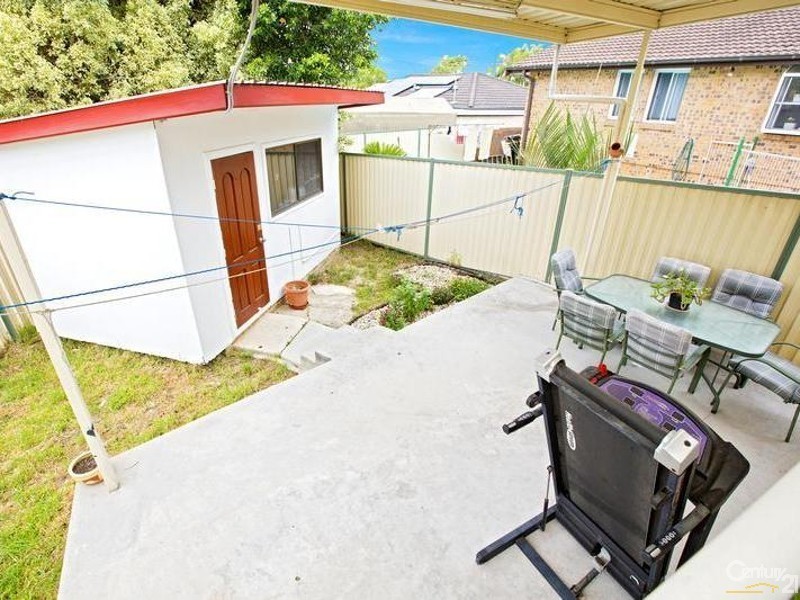 1 Ainsworth Crescent, Wetherill Park NSW 2164