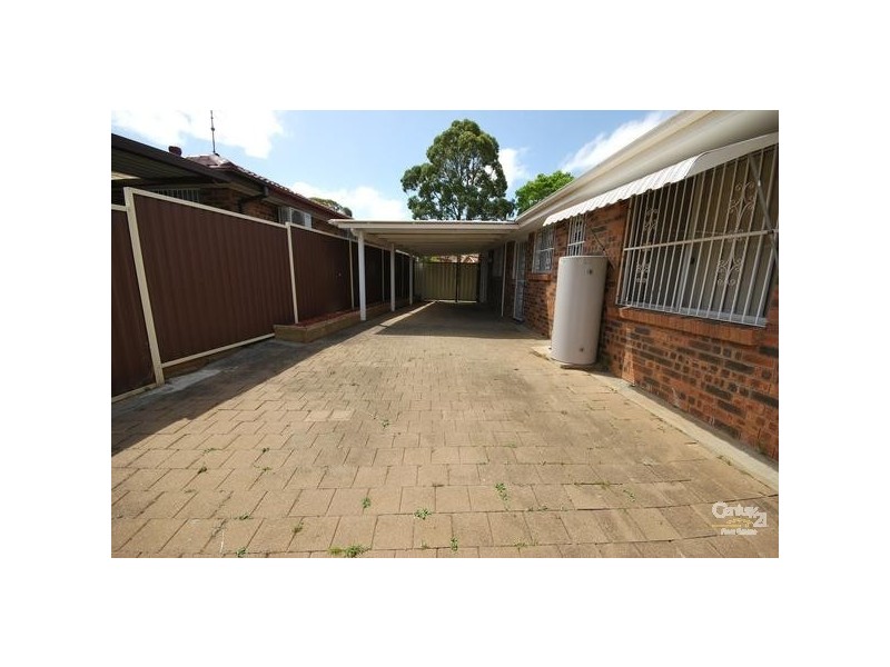 Bossley Park NSW 2176