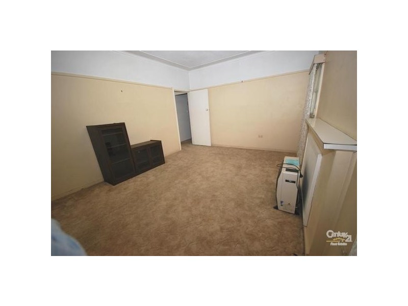 Fairfield East NSW 2165