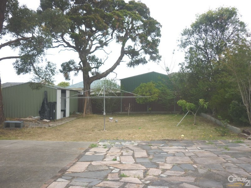 12 Hinkler Street, Smithfield NSW 2164