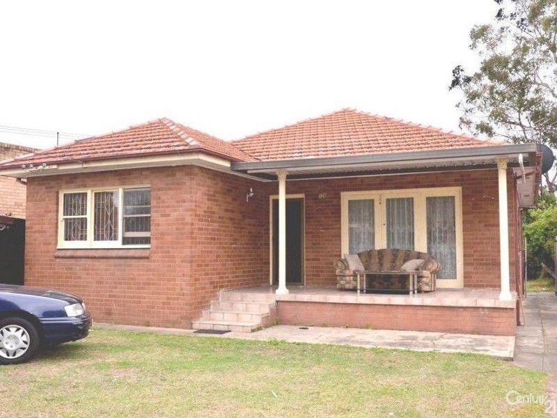 128 Hamilton Road, Fairfield NSW 2165