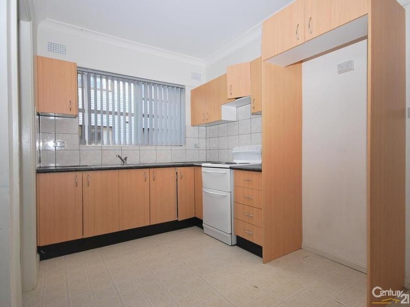 6/81 Harris Street, Fairfield NSW 2165