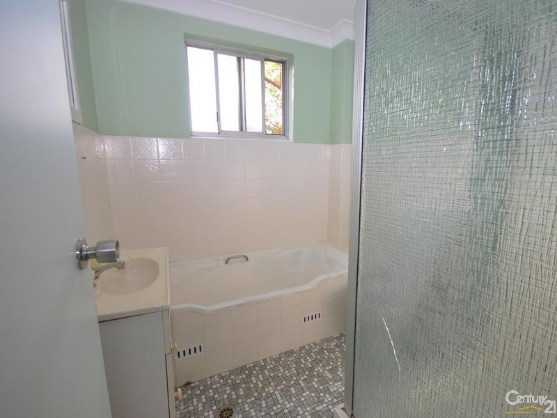 6/81 Harris Street, Fairfield NSW 2165