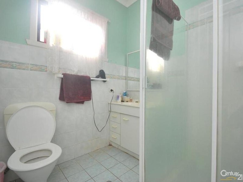 32 Robertson Road, Chester Hill NSW 2162