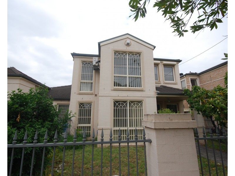 Fairfield East NSW 2165