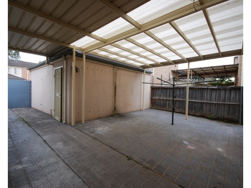 Fairfield East NSW 2165