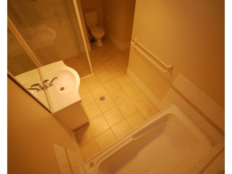 Fairfield East NSW 2165