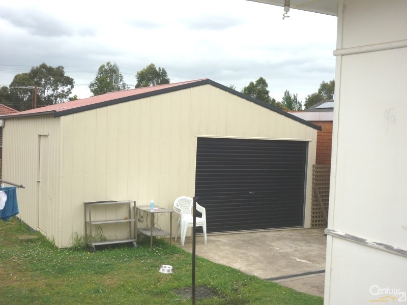 Fairfield East NSW 2165