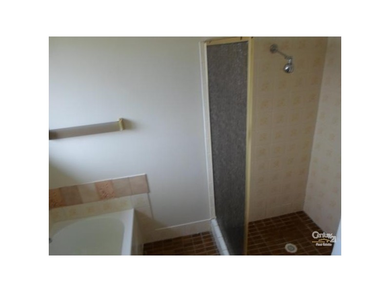 Edensor Park NSW 2176