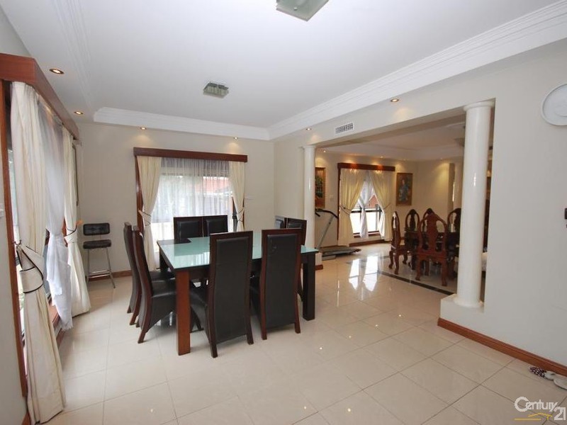 2 Sussex Street, Cabramatta NSW 2166