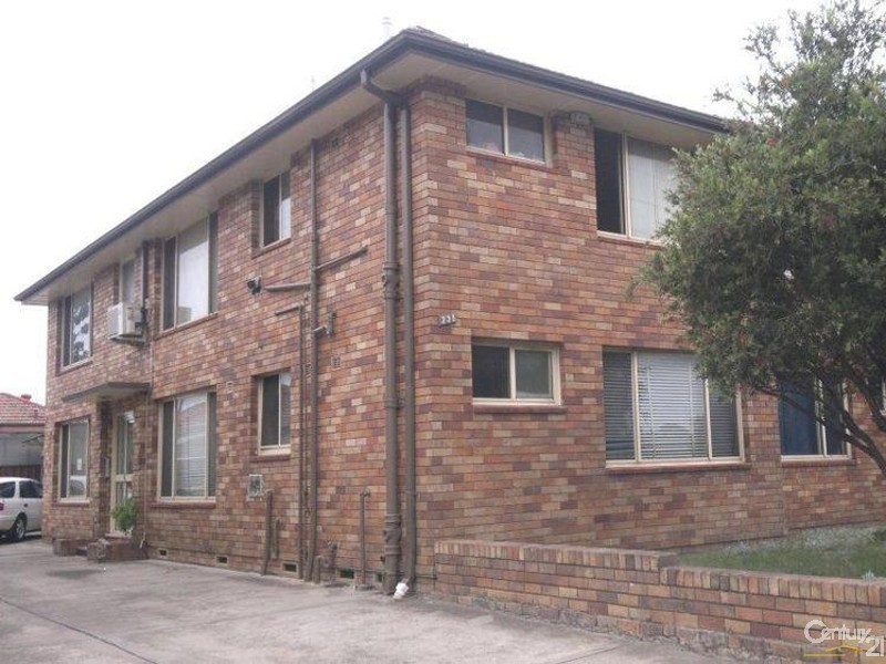 1/235 The Horsley Drive, Fairfield NSW 2165