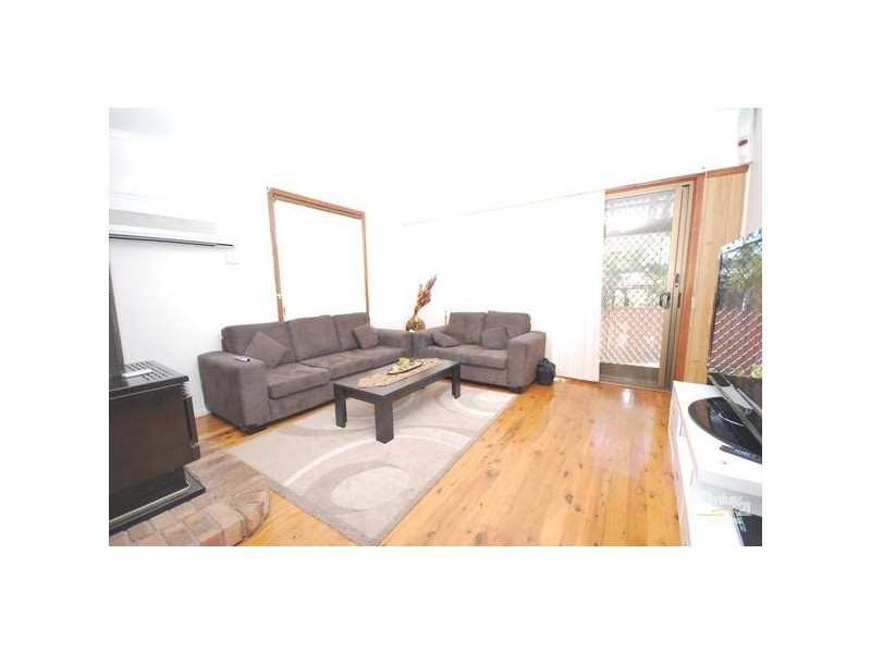 Fairfield West NSW 2165