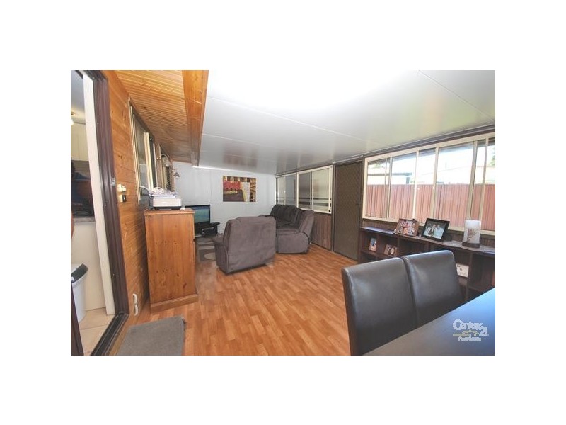 Fairfield West NSW 2165