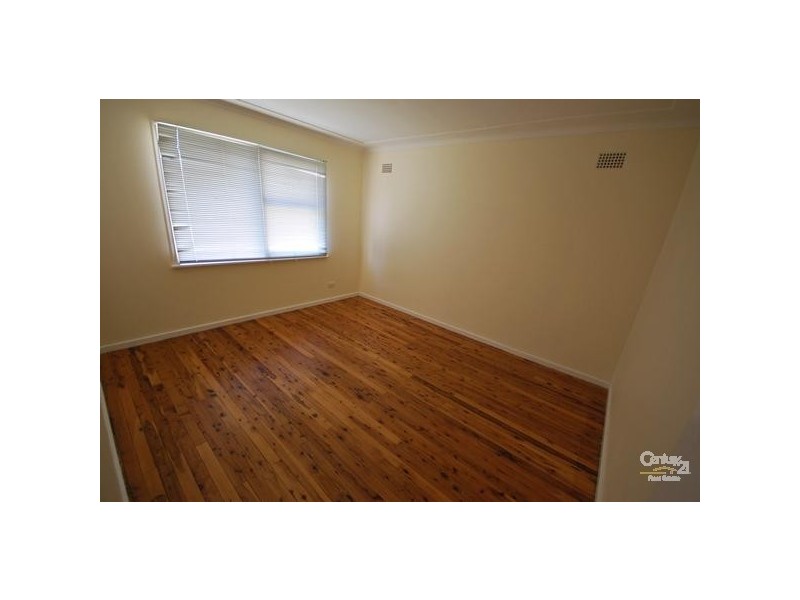 Fairfield West NSW 2165