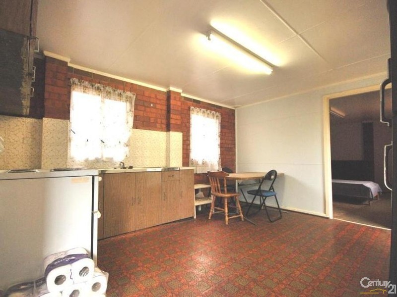 37 Macquarie Street, Fairfield NSW 2165