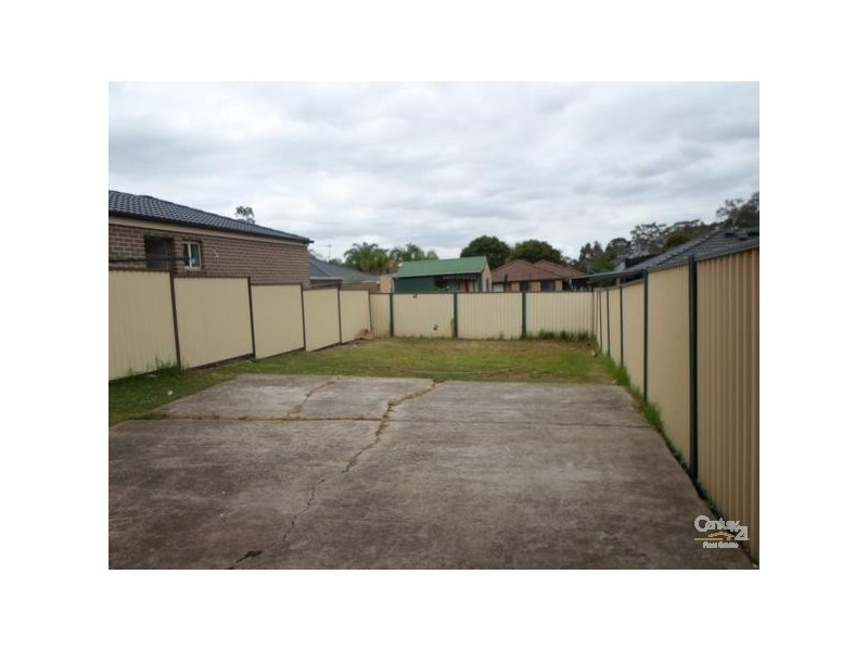 Edensor Park NSW 2176