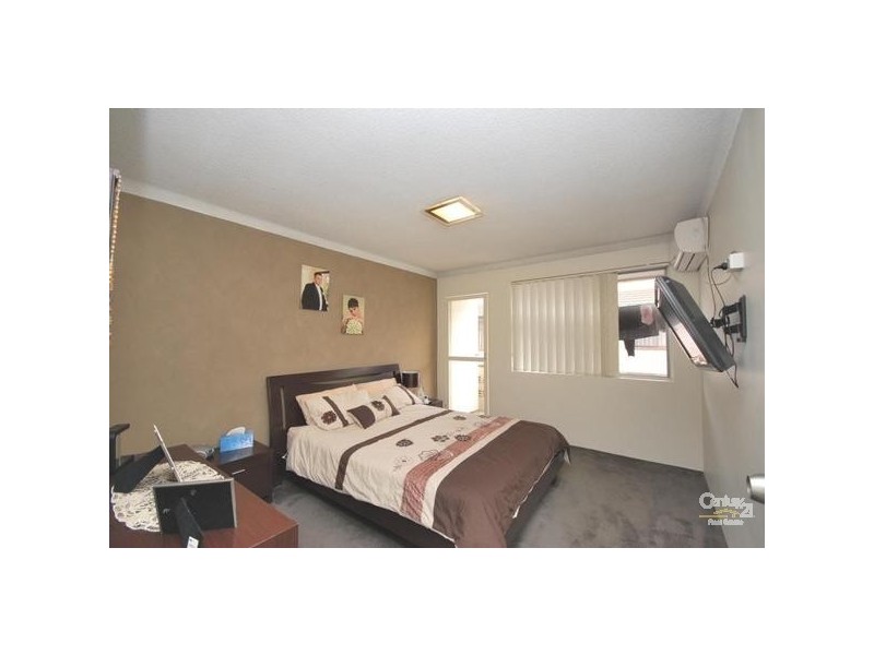 Fairfield NSW 2165