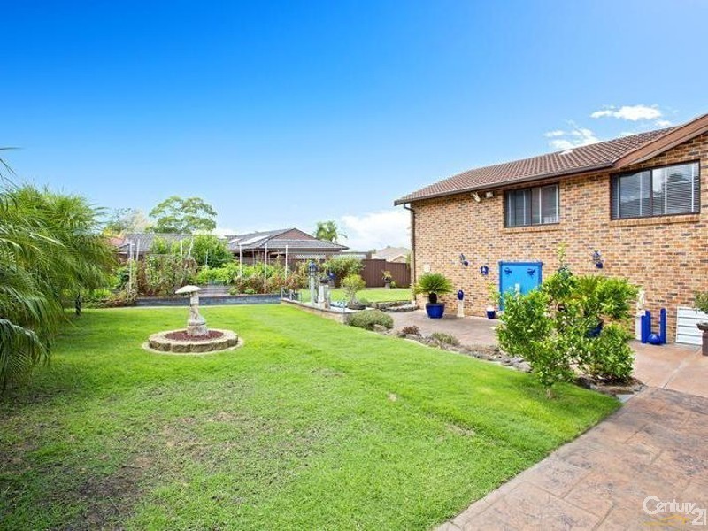 34 Bossley Road, Bossley Park NSW 2176