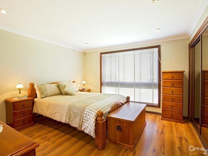 34 Bossley Road, Bossley Park NSW 2176