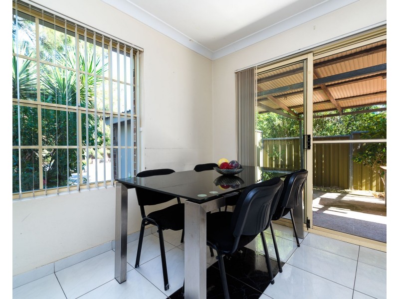 Fairfield NSW 2165