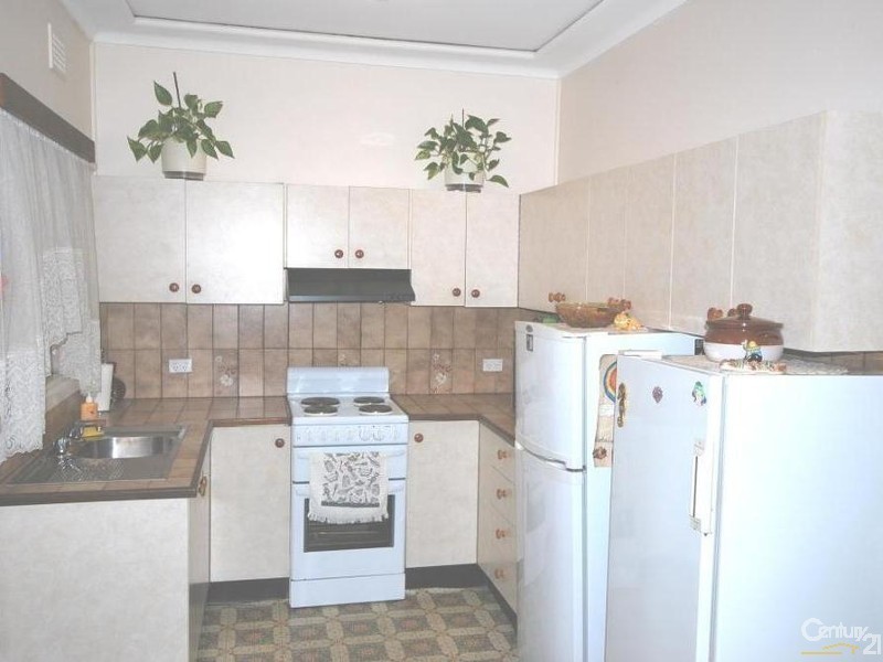 27 Bodalla Street, Fairfield Heights NSW 2165