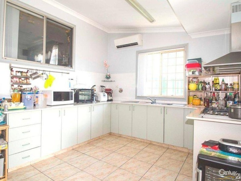 5 Lyon Avenue, Punchbowl NSW 2196