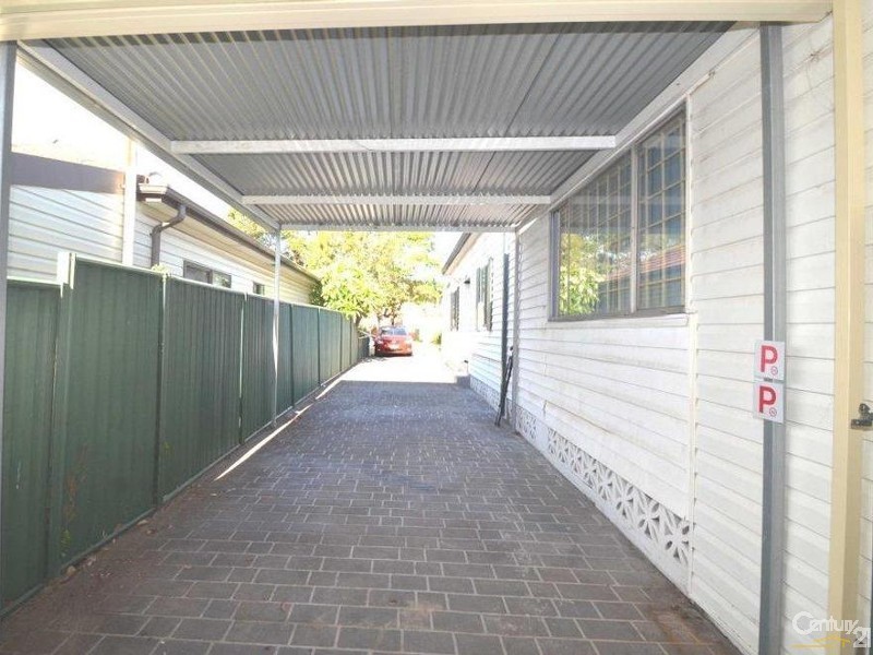 5 Lyon Avenue, Punchbowl NSW 2196