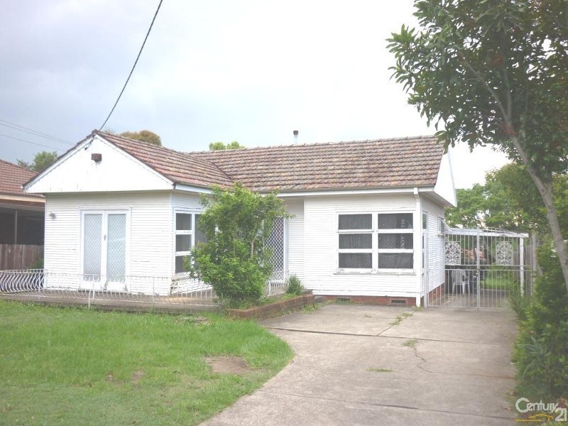 46 Station Street, Fairfield NSW 2165