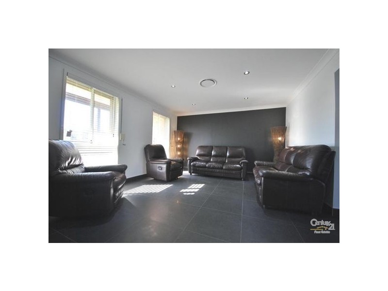 Edensor Park NSW 2176