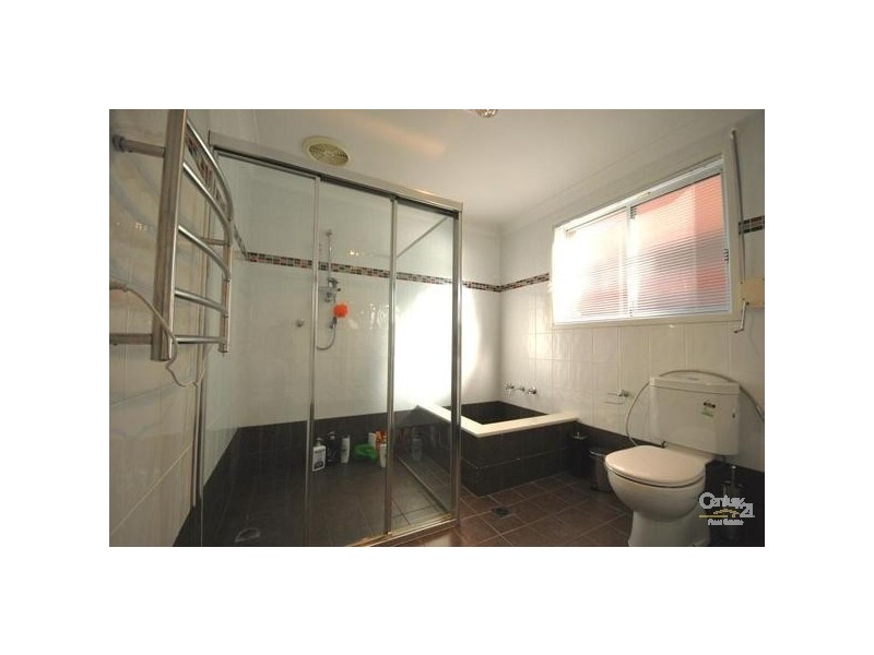 Edensor Park NSW 2176