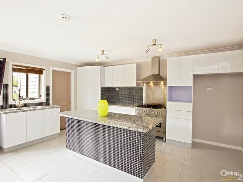 5 Charlotte Crescent, Canley Vale NSW 2166