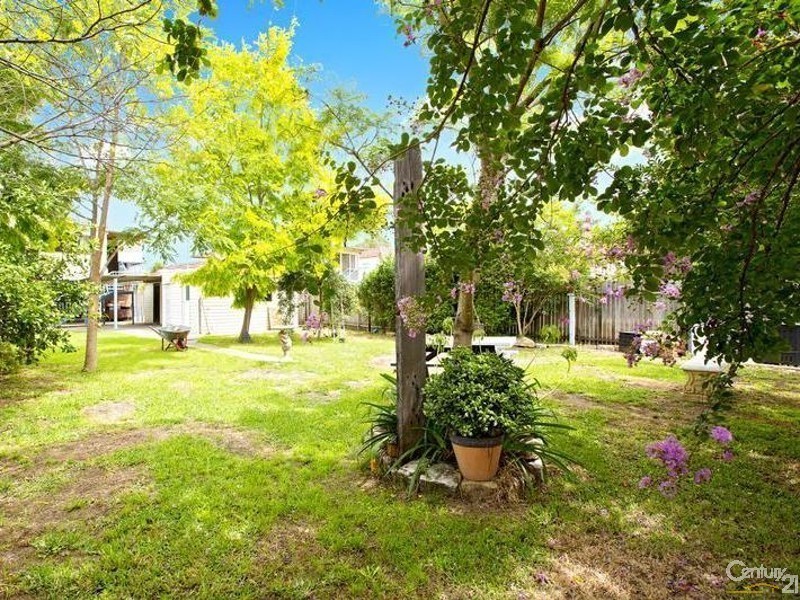 5 Charlotte Crescent, Canley Vale NSW 2166