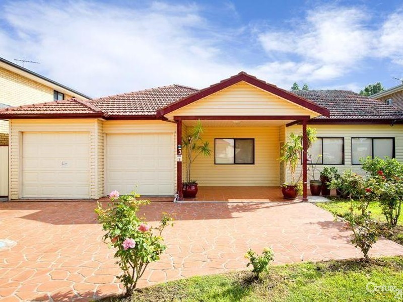 3 Alexander Street, Smithfield NSW 2164