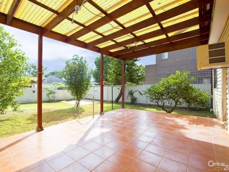 3 Alexander Street, Smithfield NSW 2164