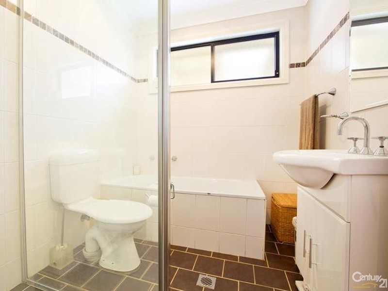 35 Kalora Avenue, Fairfield West NSW 2165