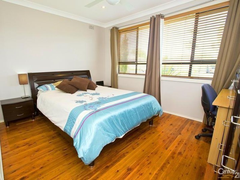 35 Kalora Avenue, Fairfield West NSW 2165