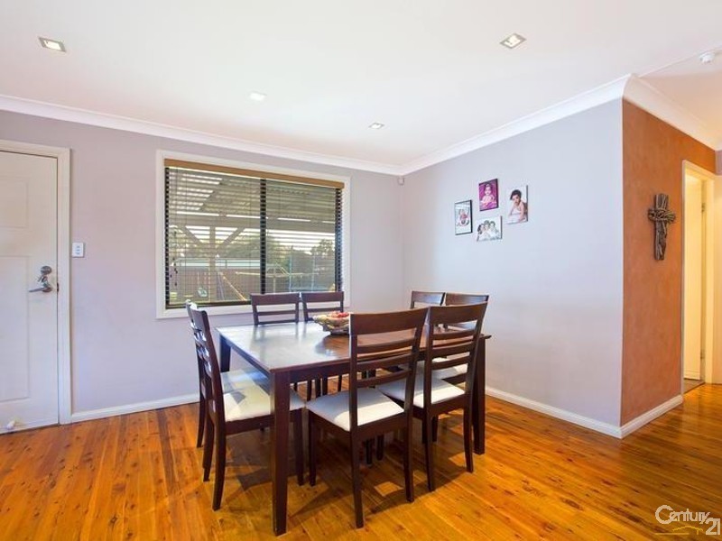 35 Kalora Avenue, Fairfield West NSW 2165