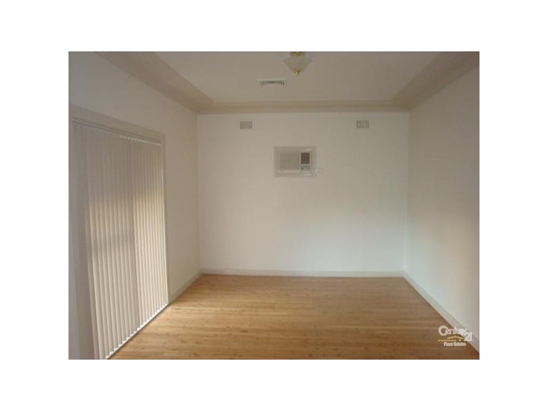 Fairfield West NSW 2165