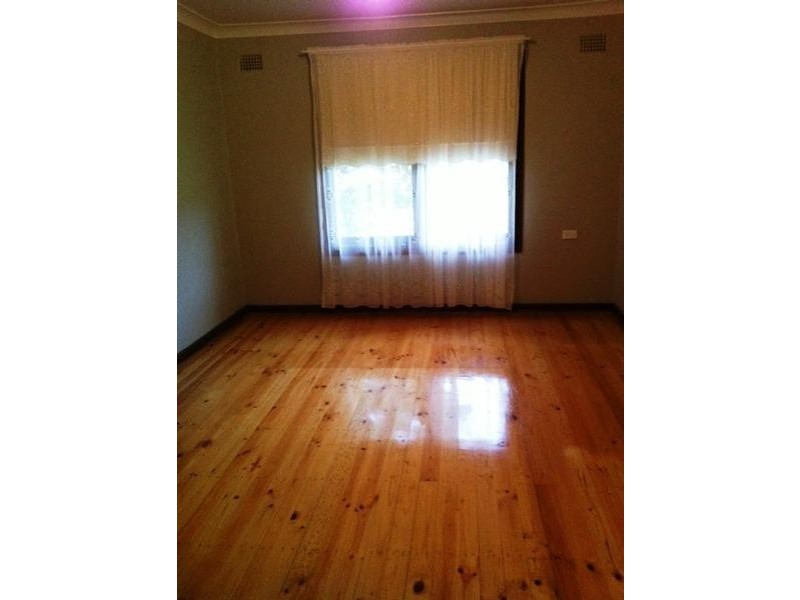 Macquarie Fields NSW 2564