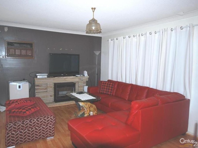 60 Tasman Parade, Fairfield West NSW 2165