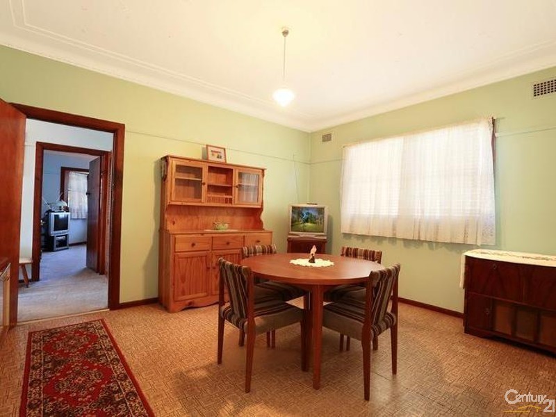 22 Polding Street, Fairfield NSW 2165