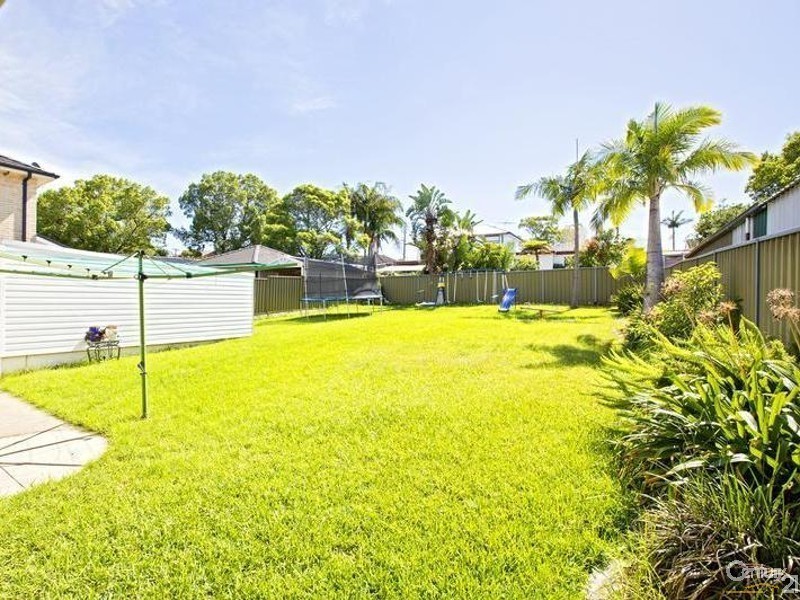 14 Craig Street, Smithfield NSW 2164